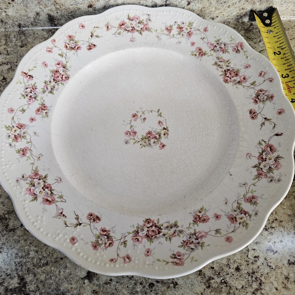 Vintage Floral Dinner Plate with Pink Roses